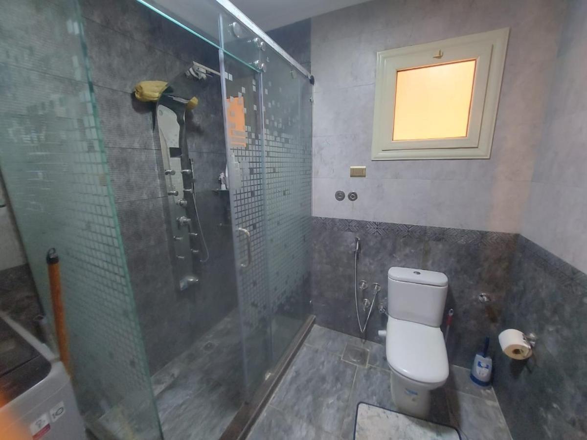 Jardenia Almazh: Upscale 3-bedroom With City Views Apartment