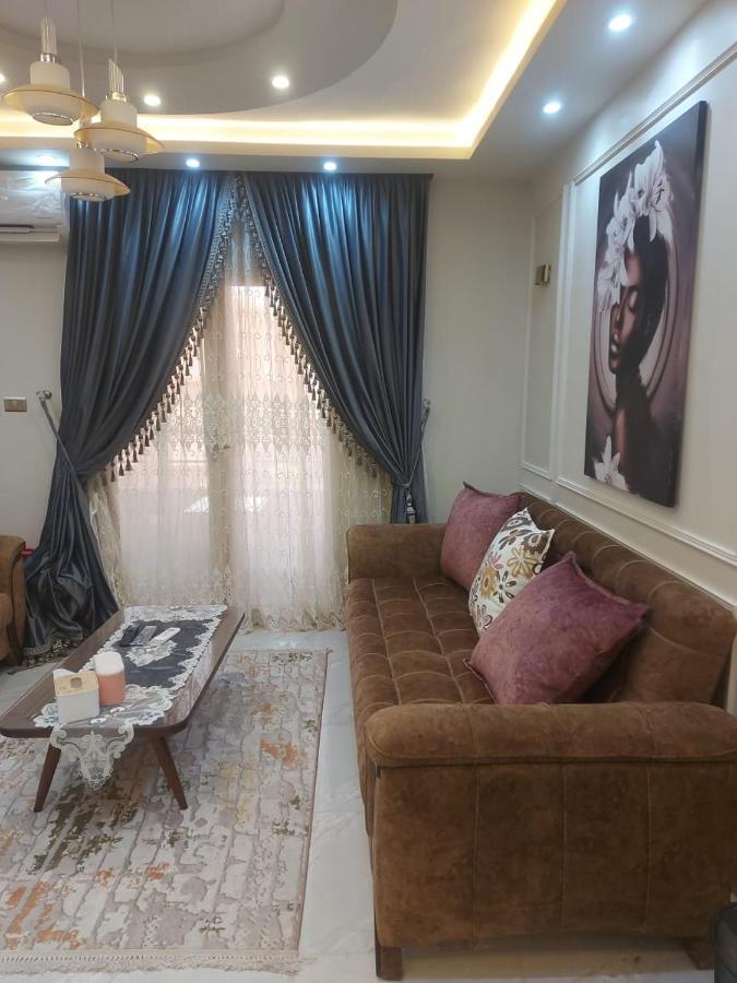 Jardenia Almazh: Upscale 3-bedroom With City Views * Cairo